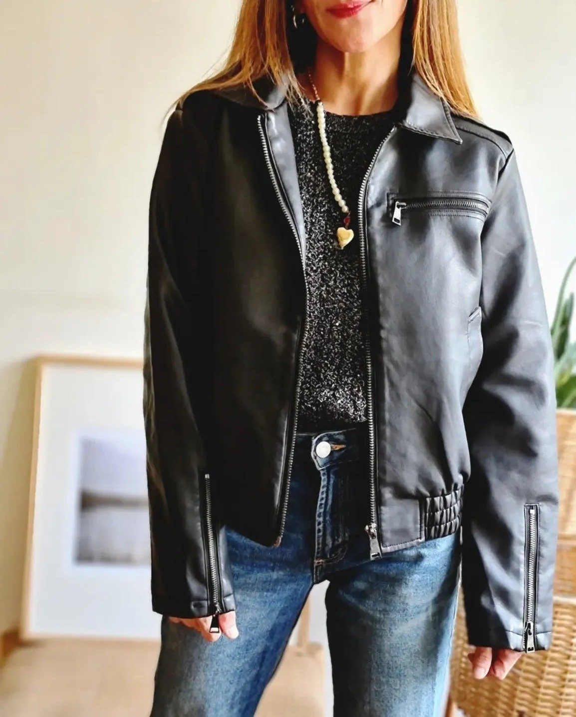 Chaqueta Eco Cuero Café Oscuro.