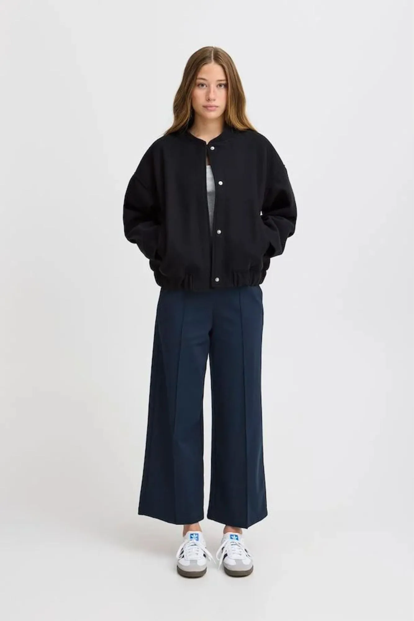 Jannet Felt Bomber