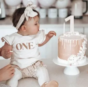 ONE Bodysuit - Frill Mushroom - Bencer & Hazelnut - 1ST Birthday