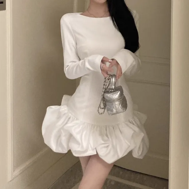 Round Neck Solid Color Slim Fit Flower Bud Dress