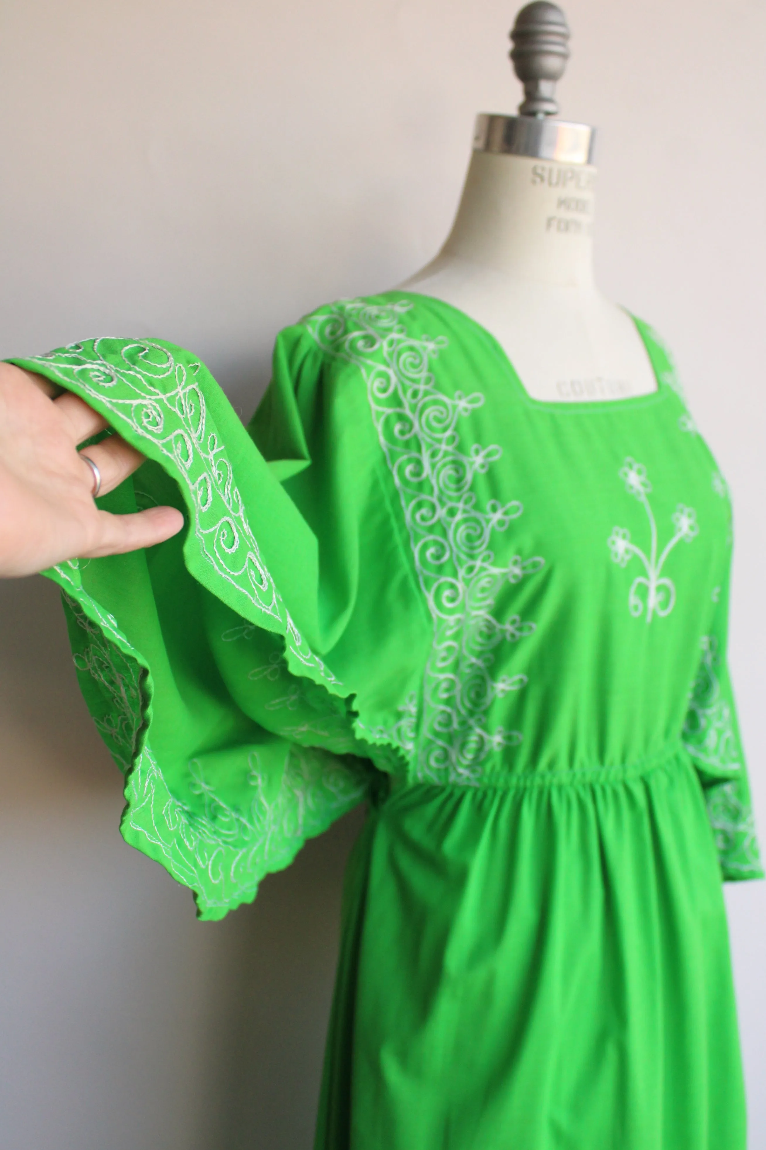 Vintage 1960s 1970s Green Maxi Dress