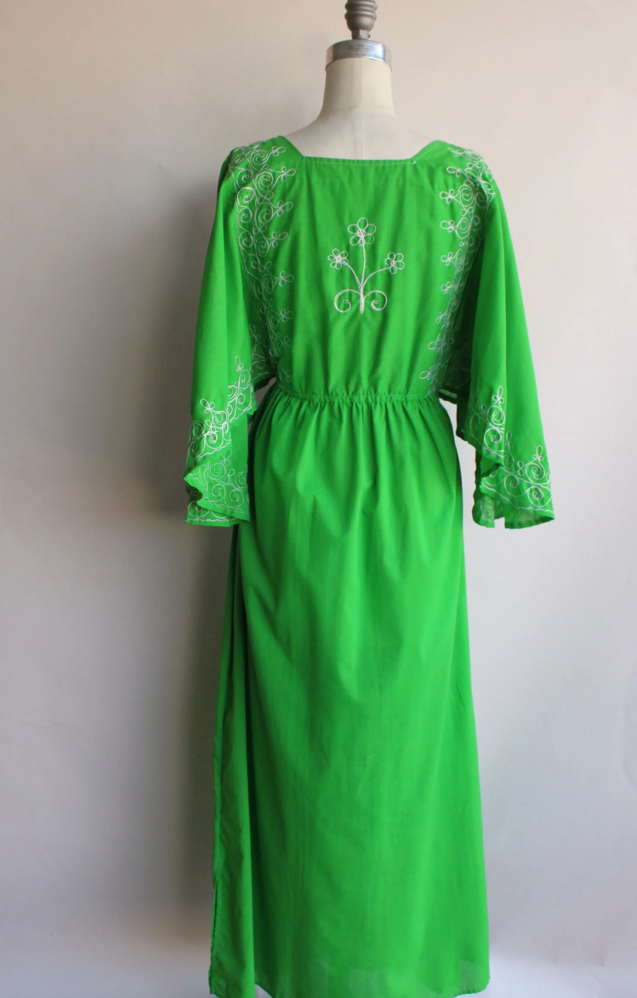 Vintage 1960s 1970s Green Maxi Dress